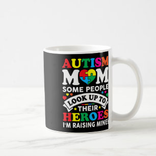 Autismus-Mama, die einige Menschen als Helden vere Kaffeetasse