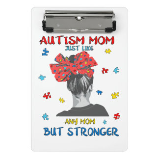 Autismus. Mutter mit Kind mit besonderen Bedürfnis Mini Klemmbrett