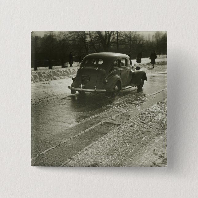 Auto auf der Straße Button (Vorderseite)