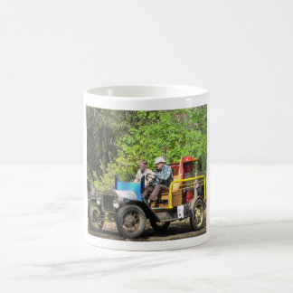 Auto auf Holzgas Kaffeetasse