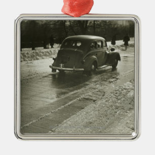 Auto auf Straße Silbernes Ornament