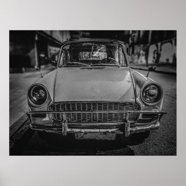 Auto im klassischen Stil parkt auf der urbanen Str Poster (Vorne)