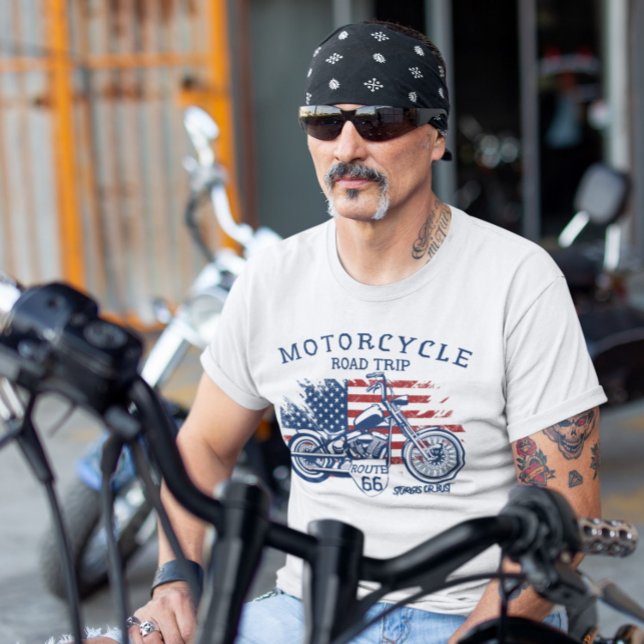 Autobahn 66 Sturgis oder Bust T-Shirt (Von Creator hochgeladen)