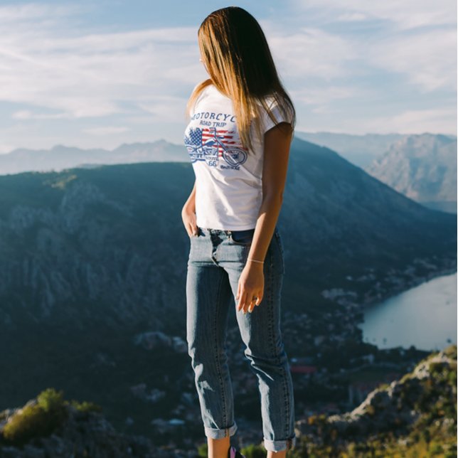 Autobahn 66 Sturgis oder Bust T-Shirt (Von Creator hochgeladen)