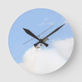 Autogiro im Flug Runde Wanduhr