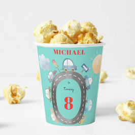 Autos und Fahrzeuge auf der Straße Junge Geburtsta Pappbecher