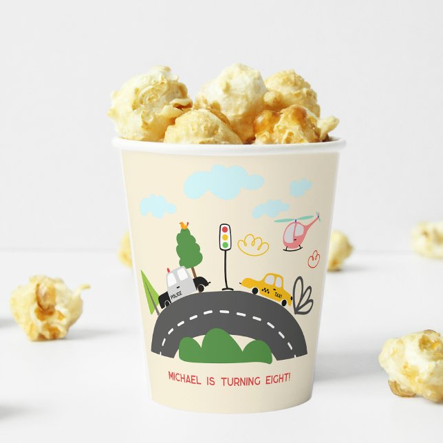 Autos und Fahrzeuge auf der Straße Junge Geburtsta Pappbecher (Von Creator hochgeladen)