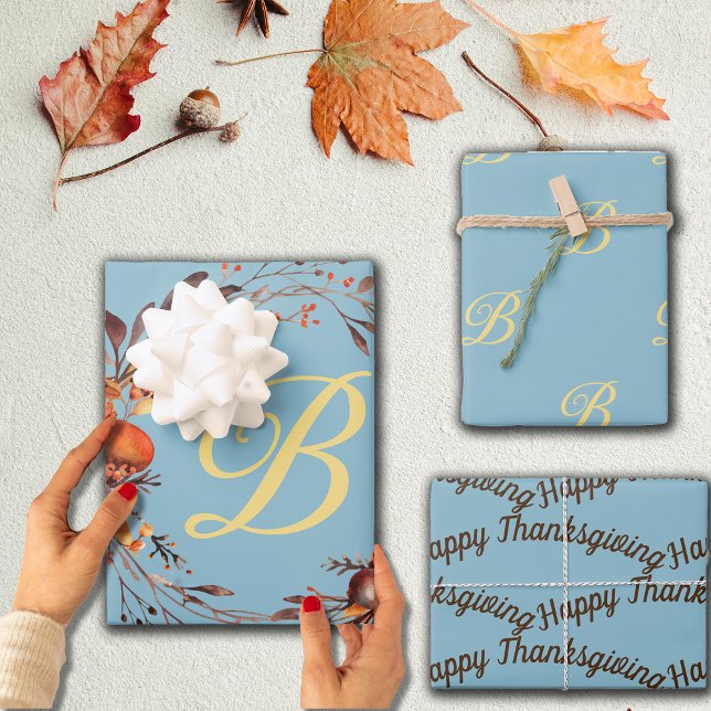 Autumn Rustic Florals Monogram Custom Initial Geschenkpapier Set (Von Creator hochgeladen)
