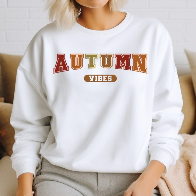 Autumn Vibes Trendy Fall Varsity Sweatshirt (Von Creator hochgeladen)
