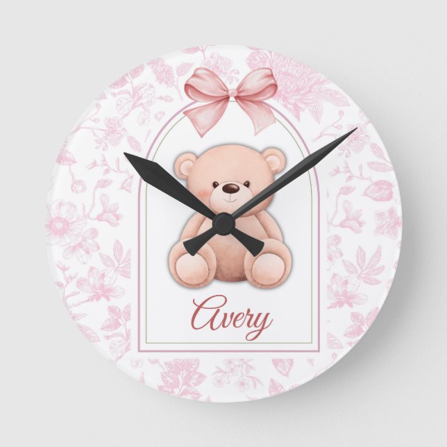 Avery | Benutzerdefiniertes rosa Teddy-Bär-Kinderz Runde Wanduhr (Vorderseite)
