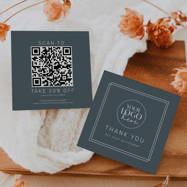 AVERY Dunkelblaue Logo-QR-Code-Dankeschön-Karte Rabattkarte (AVERY Dark Navy Blue Logo QR Code Thank You Discount Card)