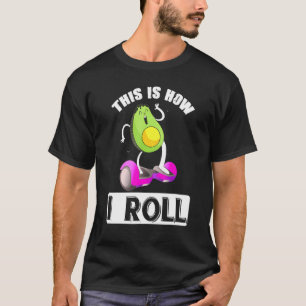 Avocado auf einem Radhoverboard Elektroskateboar T-Shirt