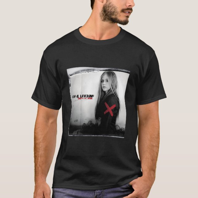 AVRIL LAVIGNE - UNTER MEINEM HAUT Klassischer T -  T-Shirt (Vorderseite)