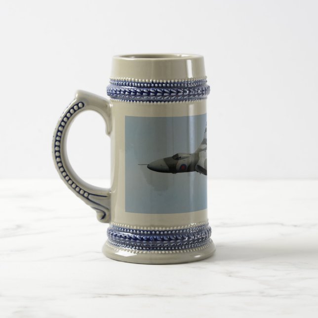 Avro Vulcan B.2 Bierglas (Links)
