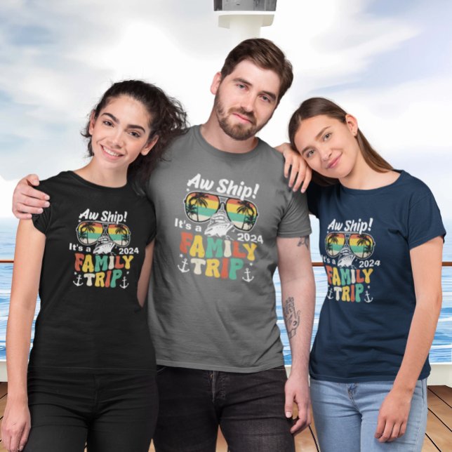 Aw Ship ist ein Familienschiff für jedes Jahr T-Shirt (Von Creator hochgeladen)