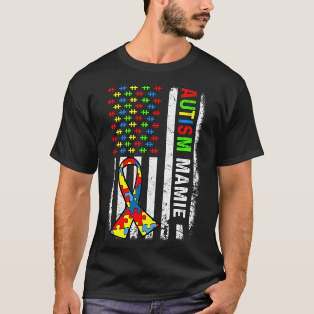 Awareness Family Mamie American Flag Autismus T-Shirt (Vorderseite)