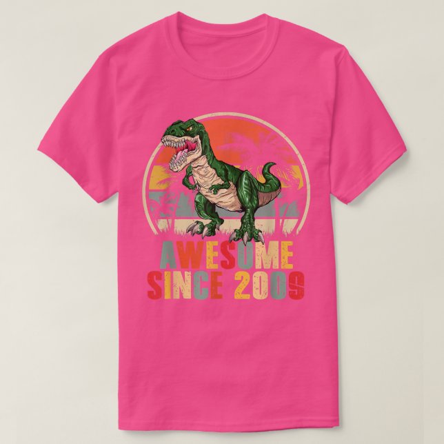 Awesome Since 2009 Dinosaur Boy 13th Birthday 13 Y T-Shirt (Design vorne)