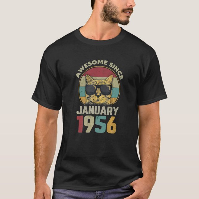Awesome Since January 1956 66th Birthday Cat T-Shirt (Vorderseite)