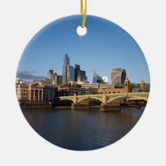 aWorld2Celebrate: London Keramik Ornament