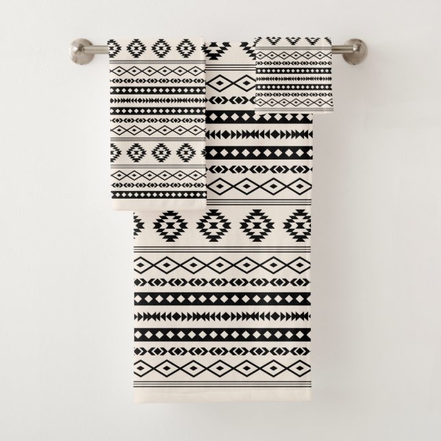 Aztec Black on Cream Mixed Motifs Mix-Muster Badhandtuch Set (Insitu)