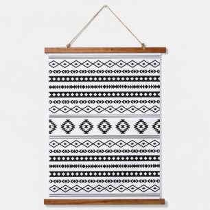 Aztec Black on White Mixed Motifs Muster Wandteppich Mit Holzrahmen