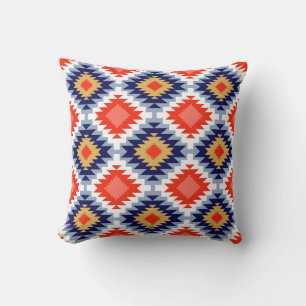 Aztec Design #9 bei Jessica Suzzette Kissen