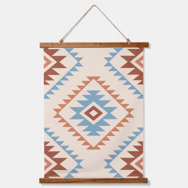 Aztec Style Motif Lg Muster Blue Crm Terracottas Wandteppich Mit Holzrahmen (Vorderseite)