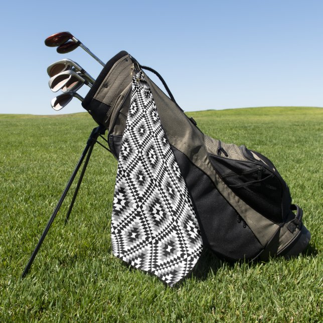 Aztec Stylized BW+Gray Symbol Pattern Golfhandtuch (Gras)