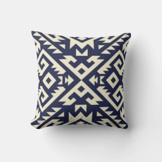Aztec Tribal Design Throw Kissen in Beige & Blau