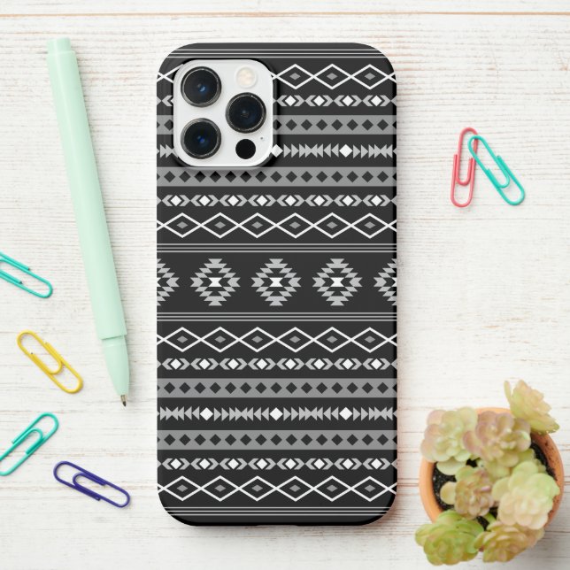 Aztec White Gray Black Mixed Motifs Muster iPhone Hülle (Auf dem Schreibtisch)