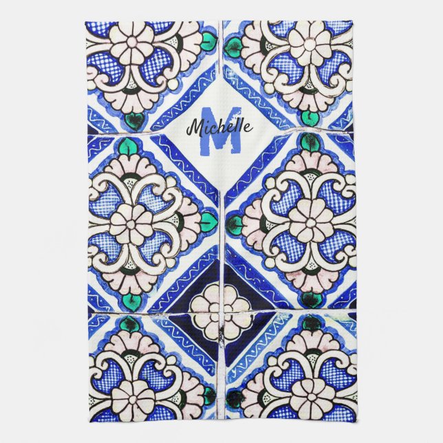 Azulejo Spanish Pattern Tiles Navy White Monogram Geschirrtuch (Vertikal)