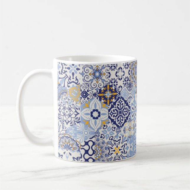 Azulejos Fliesen Patchwork. Nahtloses farbenfrohes Kaffeetasse (Links)