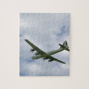 B29 von unterhalb. (plane_WWII Flugzeuge Puzzle