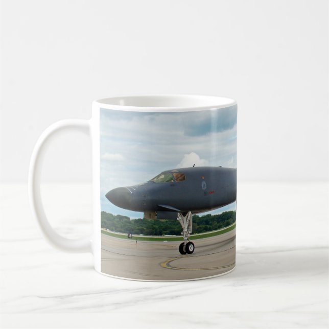 B-1B Lancer Bomber am Boden Tasse (Links)
