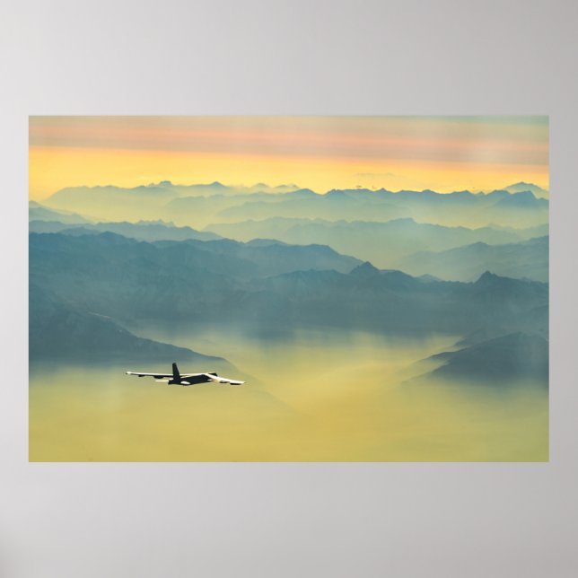 B-52 Stratofestung im Nebel Poster (Vorne)