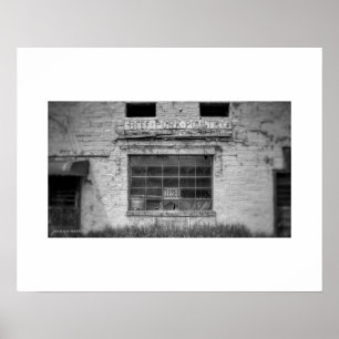 B&W-Plakatdruck des verlassenen Fleischmarktes Poster