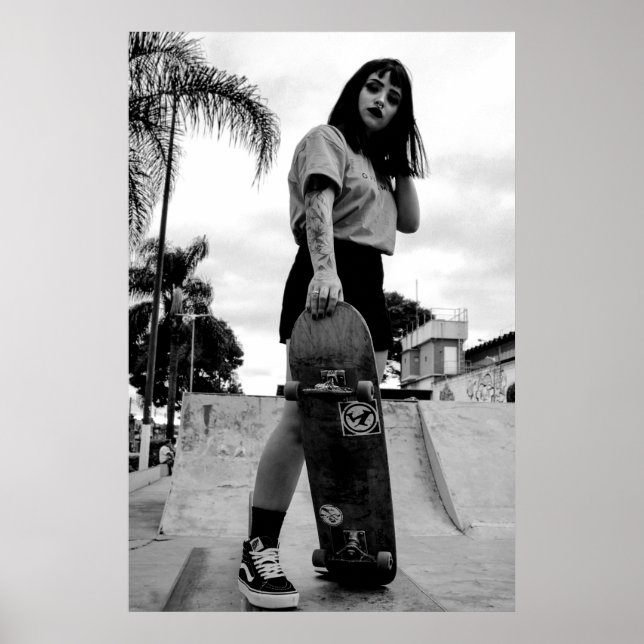 B&W Skater Girl Poster - Skateboarding (Vorne)