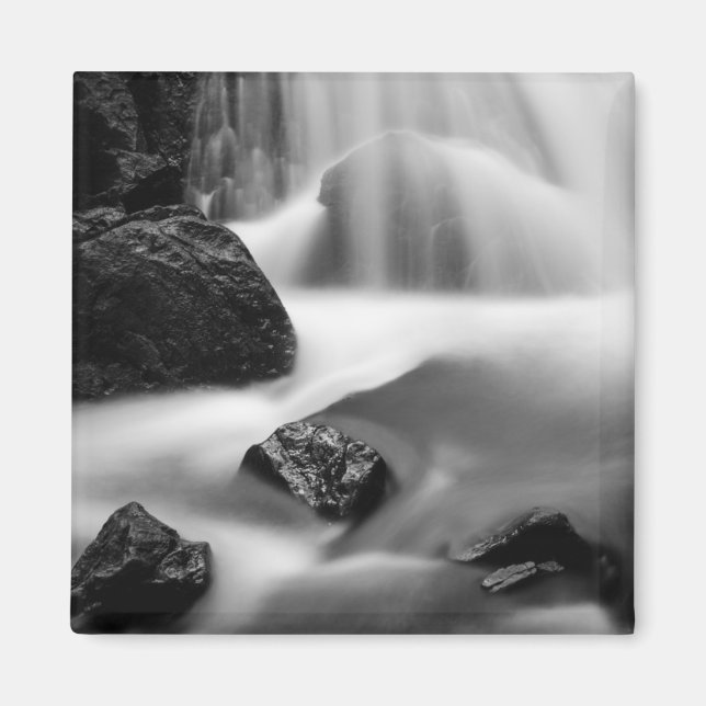 B&W Wasserfall, Kalifornien Magnet (Vorne)