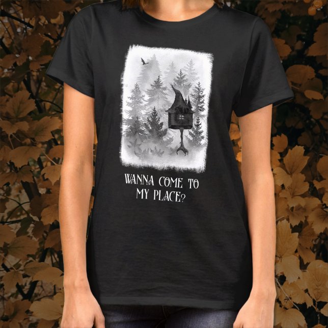 Baba Yaga's Hütte Spooky Halloween T-Shirt (Von Creator hochgeladen)