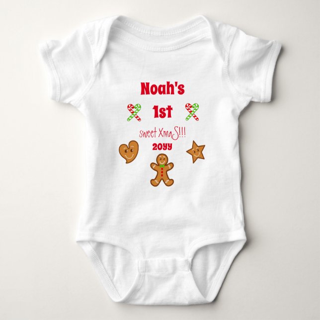 Baby 1. Sweet XmaS Gingerbread Pals Roter Text Baby Strampler (Vorderseite)