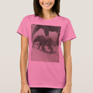 Baby-afrikanischer Elefant-Überfahrt T-Shirt