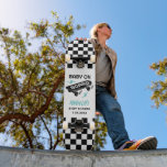 Baby an Bord Baby Dusche Skateboard Deck<br><div class="desc">Baby an Bord Baby Dusche Begrüßungszeichen! Machen Sie sich bereit, Ihre Babydusche auf die nächste Stufe zu bringen, mit Creative Gewerkschaft Design's super krassen Skateboard-Babydusche Design! Dieses coole Skateboard-Design wird sicher den Kopf drehen und lächeln, wenn Ihre Gäste Baby an Bord lesen! Mit den individuell anpassbaren Farben können Sie es...</div>