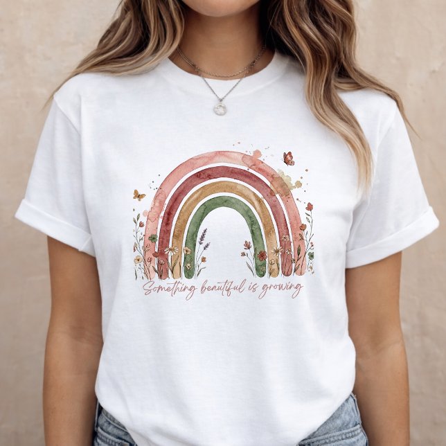 Baby Announcement Rainbow Pregnancy Reveal T-Shirt (Von Creator hochgeladen)