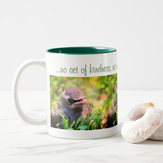 Baby-Bird-Inspiration Zweifarbige Tasse (Mit Donut)