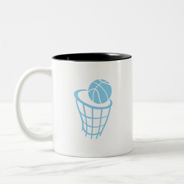 Baby-Blau-Basketball Zweifarbige Tasse (Links)
