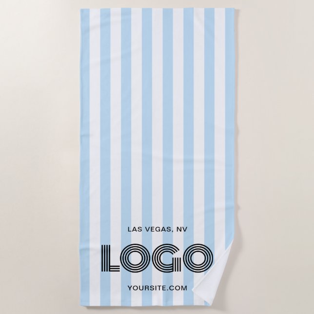 Baby Blue and White Classic Stripe Logo Strandtuch (Vorderseite)