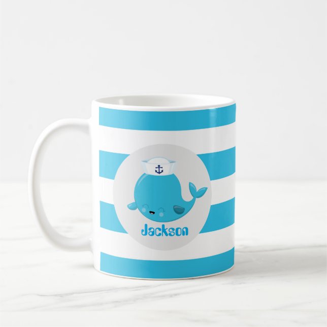 Baby Blue Beach Wal mit dem Namen Monogram Tasse (Links)