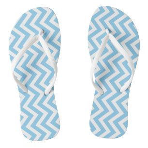 Baby Blue und White Medium Vert. Zickzack Streifen Flip Flops