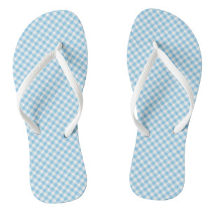 Baby Blue und White Small Diagonal Gingham Karos Flip Flops