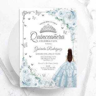 Baby Blue Watercolor Rose Silver Quinceanera Einladung